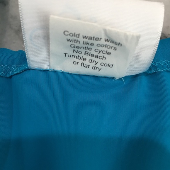 Swim shells. Water wearable cover up. Size Large - Picture 9 of 9